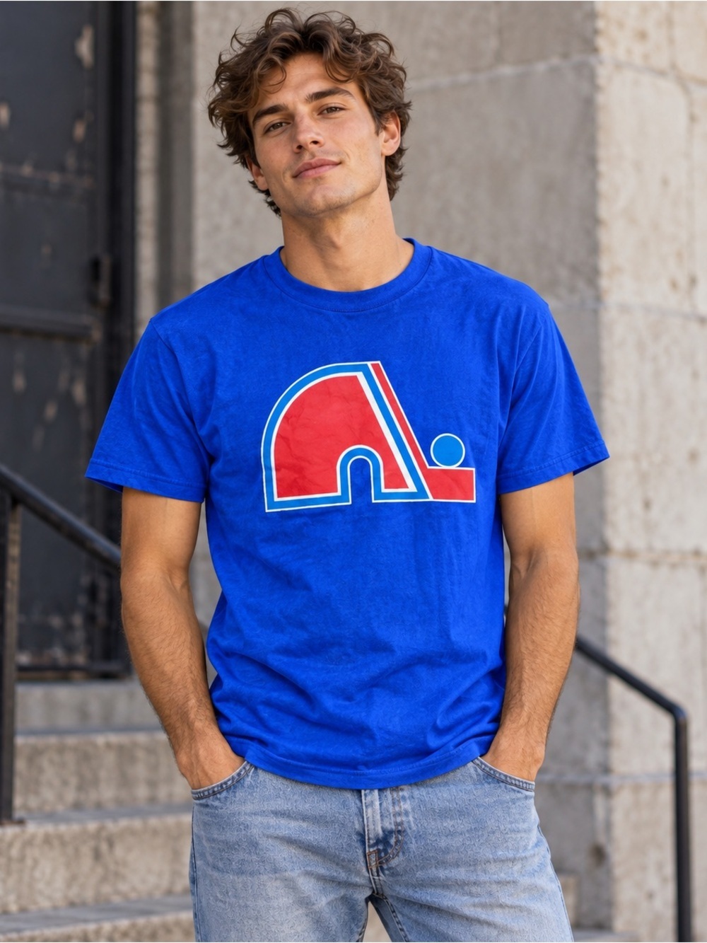 NWOT Vtg Quebec Nordiques T-Shirt Size Small NHL Hockey Canada Waves 90's Blue